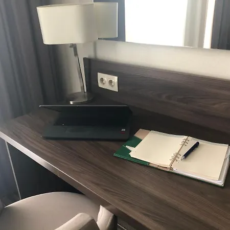 Airport & Office